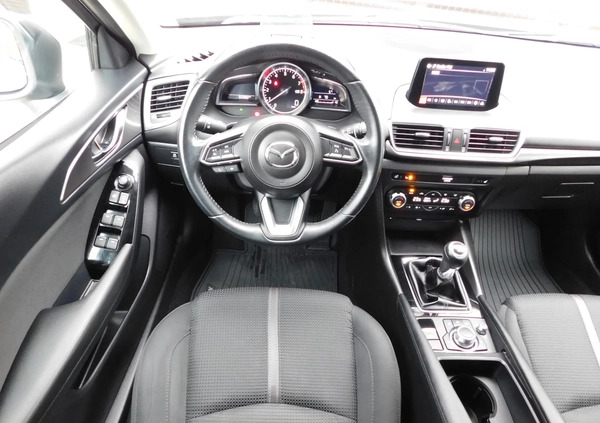 Mazda 3 cena 67900 przebieg: 93000, rok produkcji 2018 z Olsztynek małe 562